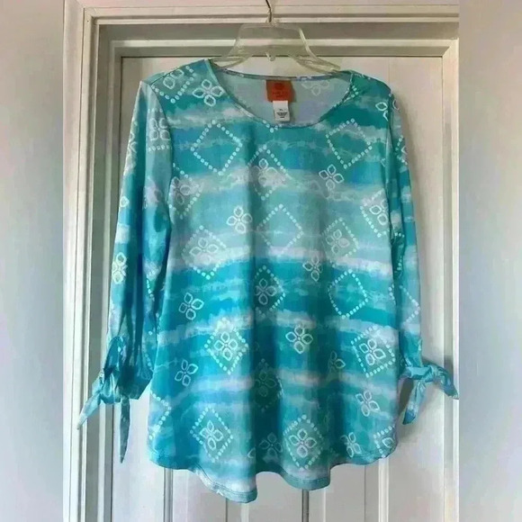 Ruby Roads Petite Happy Daze Tie Dye Bow Tie Sleeve Top PL - Picture 2 of 3